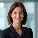 Portret van Dr. Sophia Brandt, Directeur onderzoek en ontwikkeling